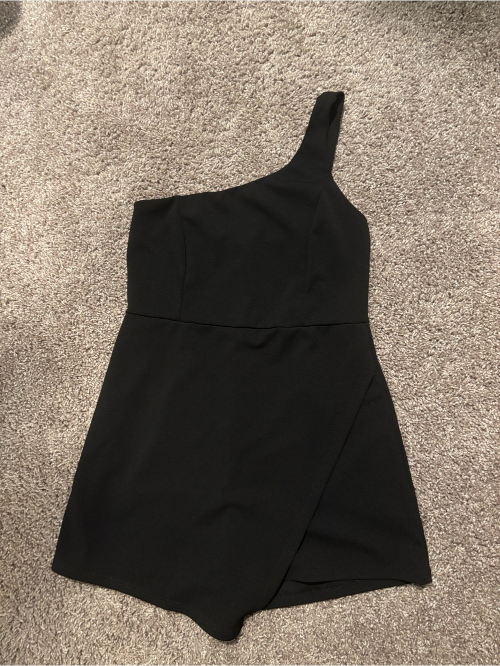 American Threads One-Shoulder Black Mini romper